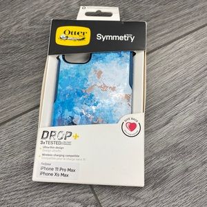 Otter Box Symmetry series Phone case